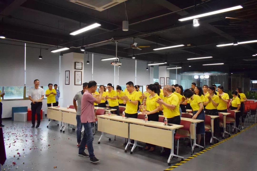 迪欧与新红阳签署战略合作协议，共谋发展大计
