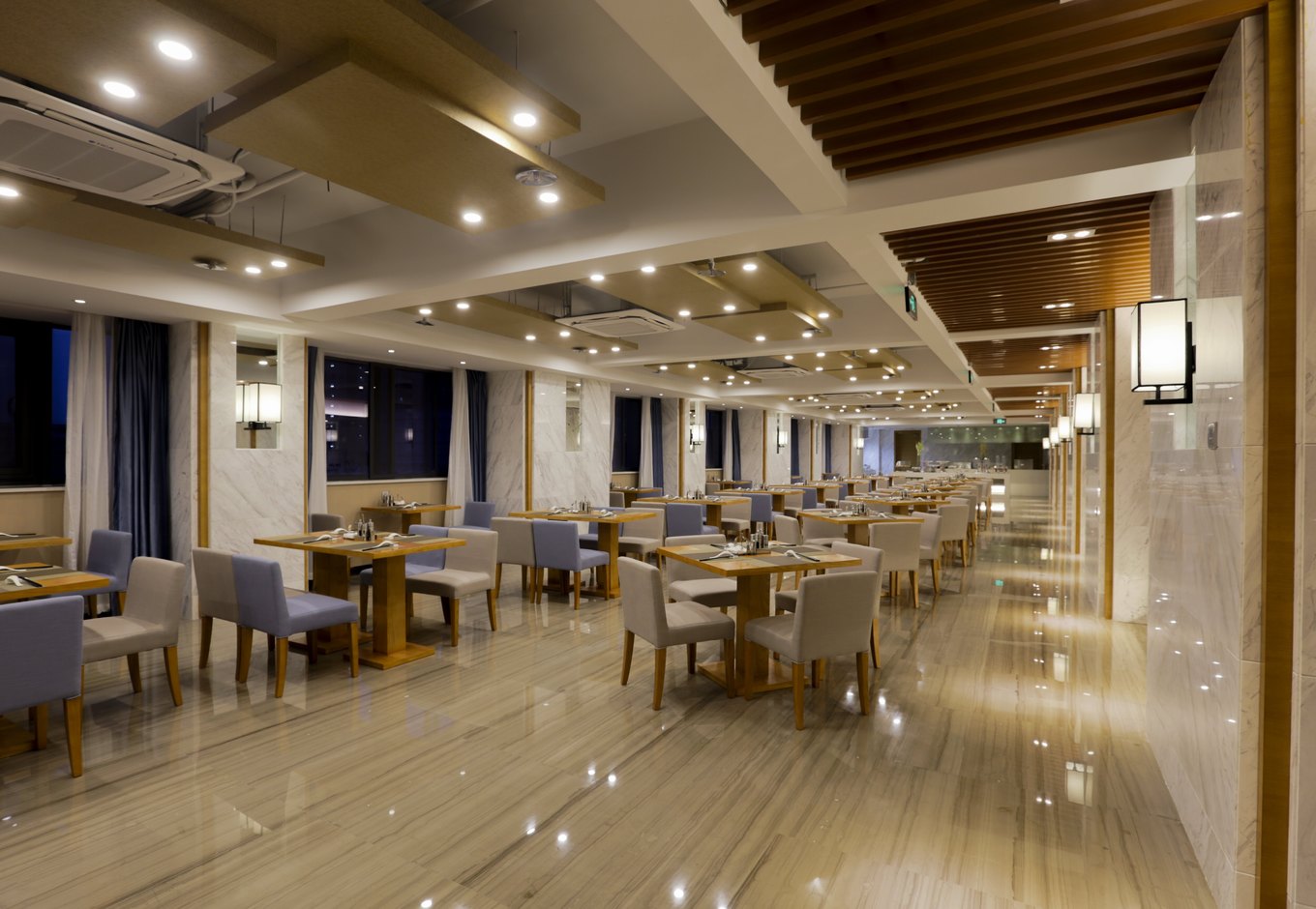 泰州医药城瑞贝庭公寓酒店餐厅家具
